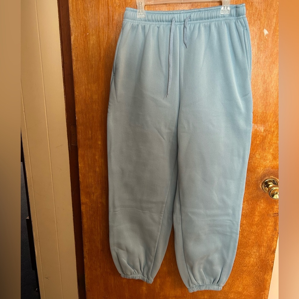 Women’s baggy loose fit sweatpants